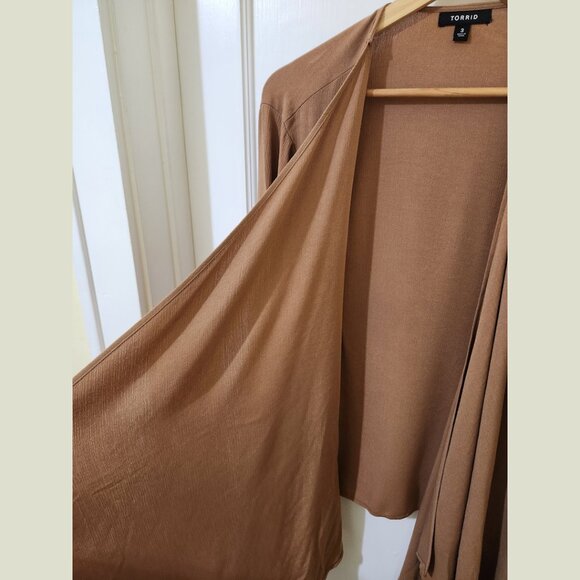 Drape Front Kimono by Torrid, Tobacco Brown, 3x - Picture 4 of 8